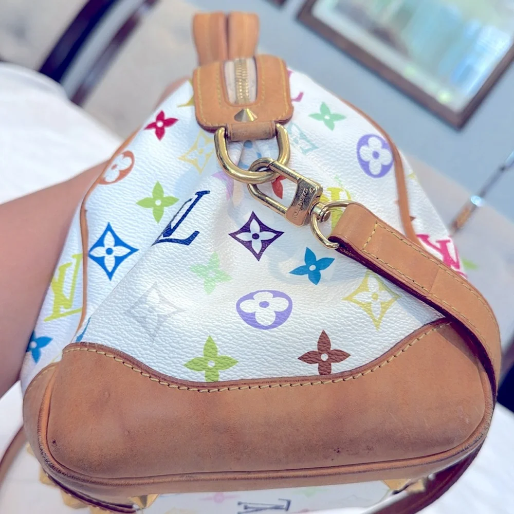 Authentic Louis Vuitton White Multicolor Courtney MM bag